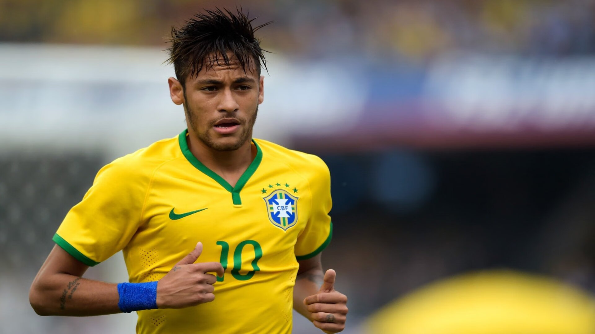 中国全民足球运动发展报告发布,行业持续健康发展,中国足球运动发展现状与分析