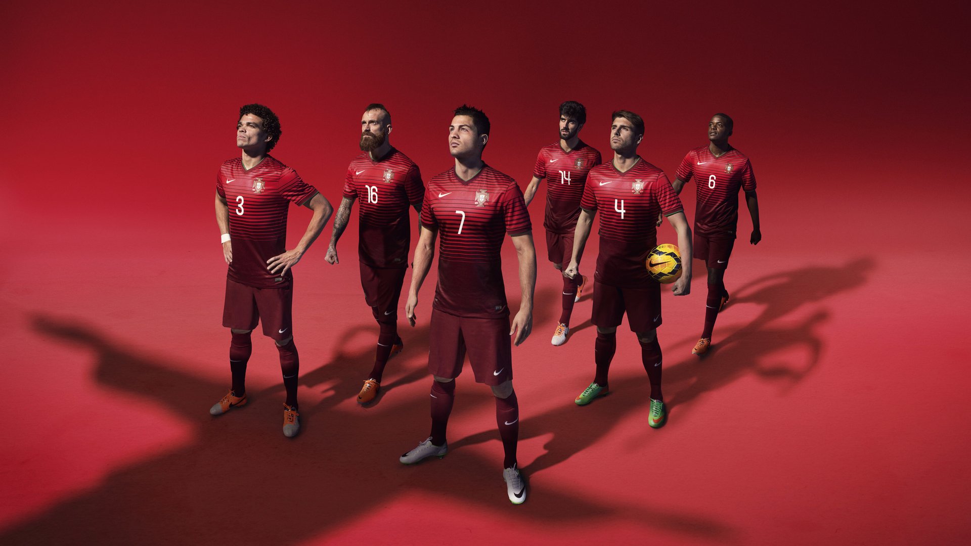 冰雪战术揭秘:塞内加尔在鞋底贴羊皮防滑